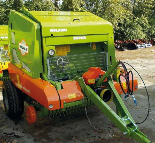 Пресс-подборщик R12/155 EVO Пресс-подборщик R12/155 EVO